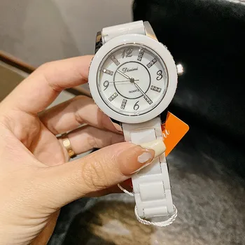 2023 Dizaineris Prabanga Top Brand Moterų Laikrodžiai Kvarco Mados Ponios Žiūrėti Unikali Keramikos Žiūrėti Moterų Fritillaria Ciferblato Laikrodis